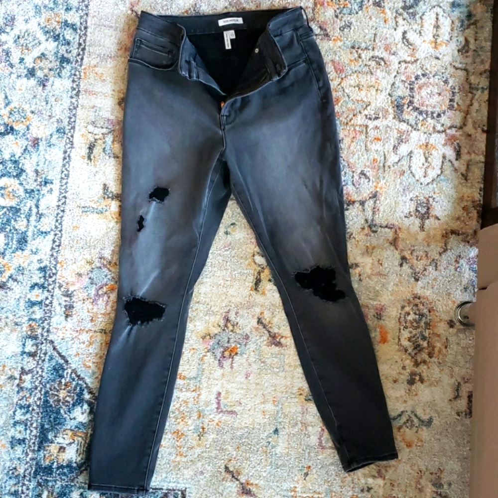 Good American good legs crop jeans
